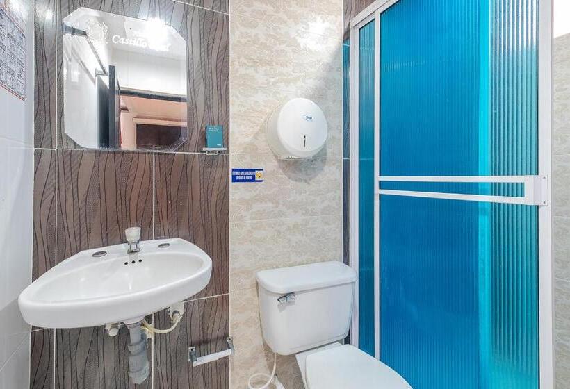 غرفة عائلية, Ayenda Castillo Real 1521