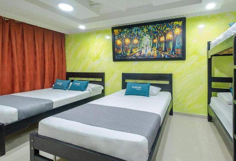 غرفة عائلية, Ayenda Castillo Real 1521