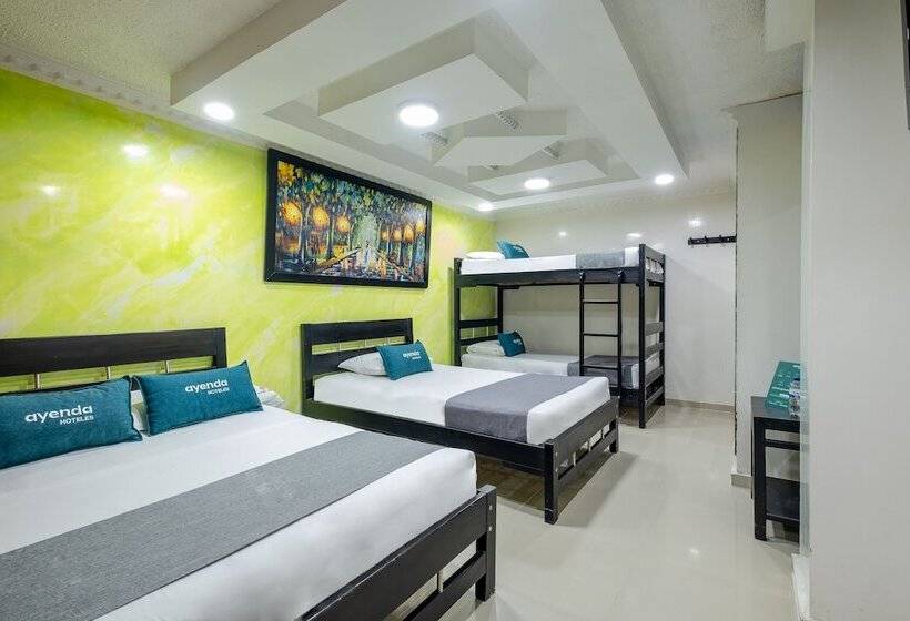 غرفة عائلية, Ayenda Castillo Real 1521