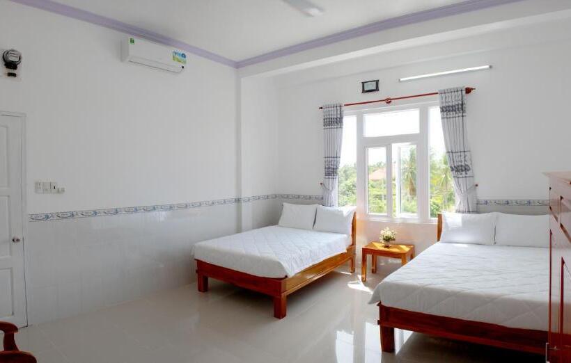 اتاق استاندارد چهار تخته, Hung Phuc Mui Ne