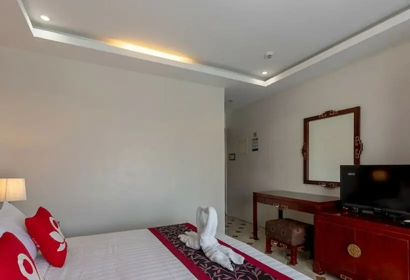 デラックスルーム, Marand Resort  Highway