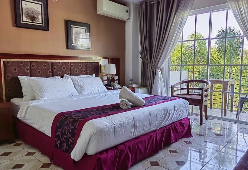 اتاق لوکس, Marand Resort  Highway