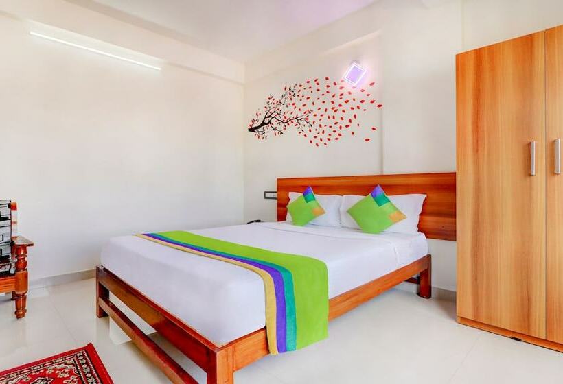 Standard-huone, Treebo Atithi Comforts, 1 Km From Nisargadhama Forest