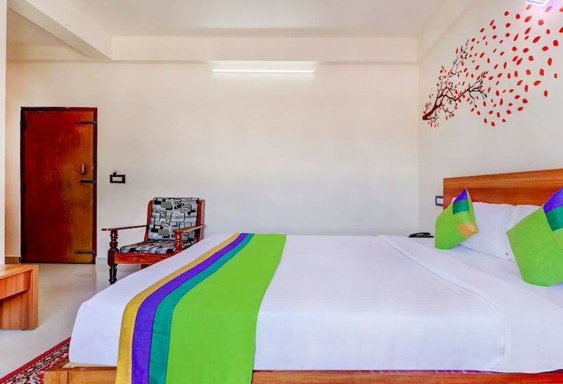 חדר סטנדרט, Treebo Atithi Comforts, 1 Km From Nisargadhama Forest