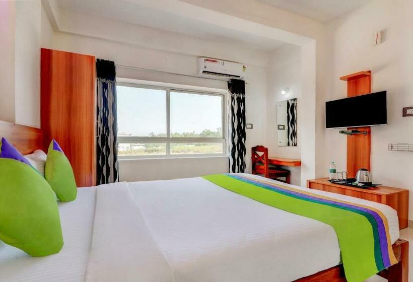 Standard-huone, Treebo Atithi Comforts, 1 Km From Nisargadhama Forest