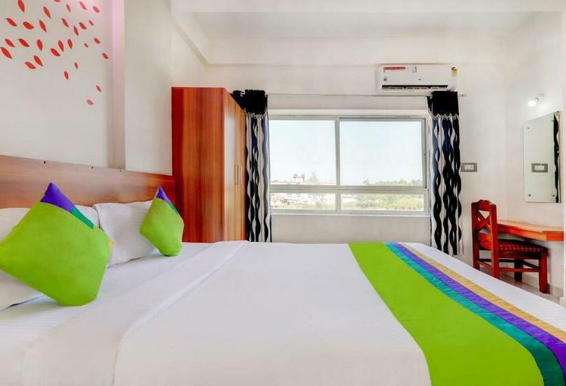 Standard-huone, Treebo Atithi Comforts, 1 Km From Nisargadhama Forest