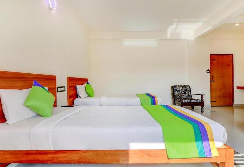 חדר סטנדרט, Treebo Atithi Comforts, 1 Km From Nisargadhama Forest