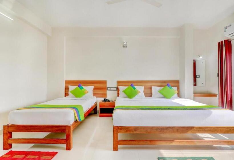 חדר דלוקס, Treebo Atithi Comforts, 1 Km From Nisargadhama Forest