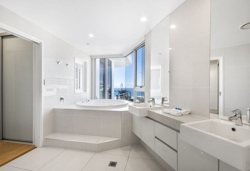 آپارتمان مدیریتی 3 خوابه, Silver Sea On Sixth Resort