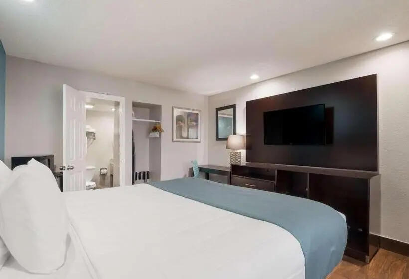 キングサイズベッドのスタンダードルーム, Surestay Hotel Laredo By Best Western