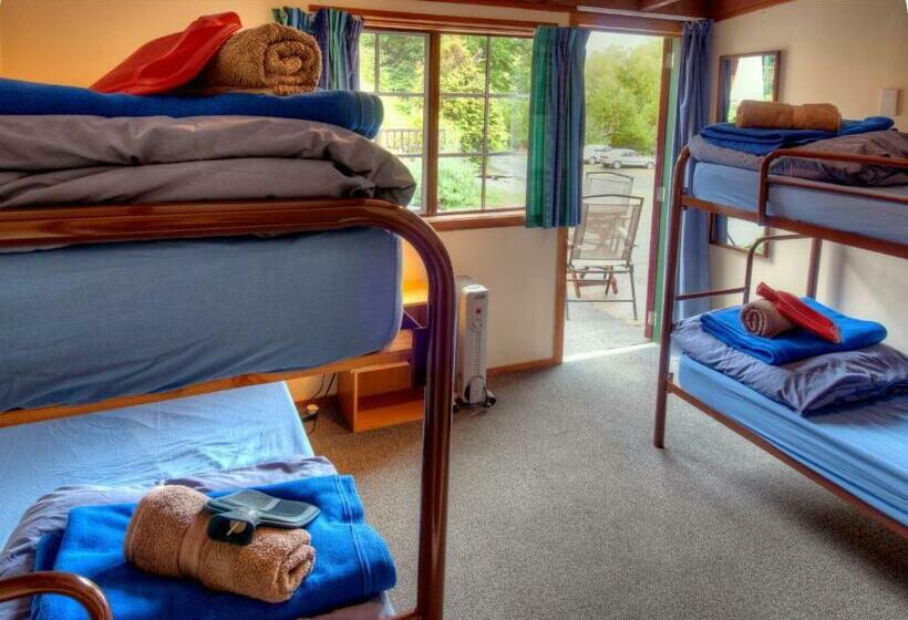 מיטה בחדר משותף, Kinloch Wilderness Retreat