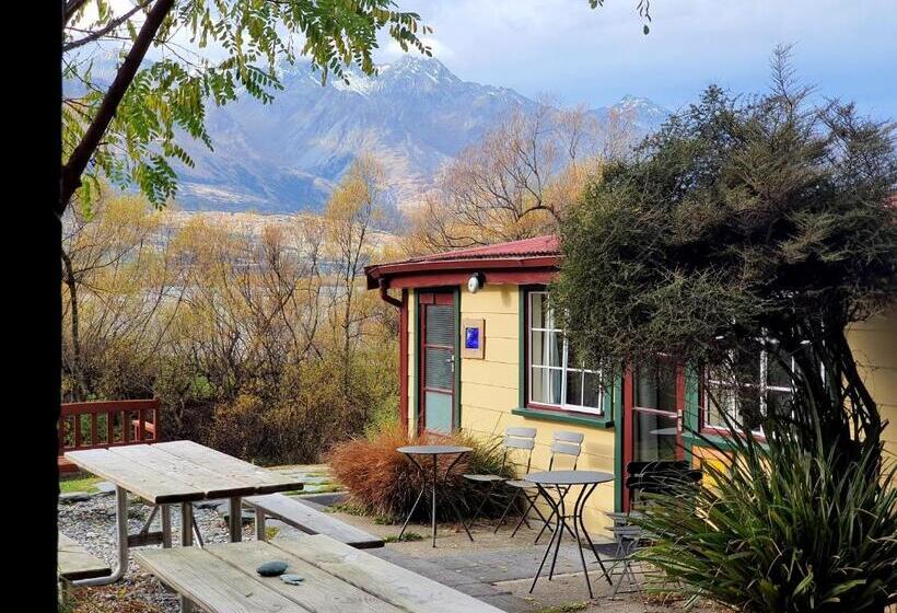 Quarto Economy, Kinloch Wilderness Retreat
