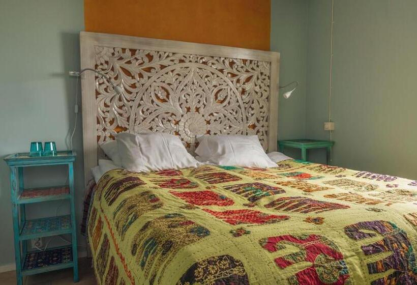 חדר סטנדרט חדר אמבטיה משותף, Flipflop Beach Bar & Rooms