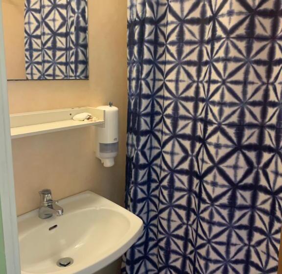 חדר משפחתי, Flipflop Beach Bar & Rooms