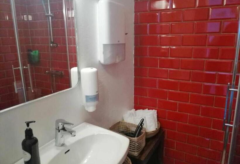 חדר משפחתי דלוקס, Flipflop Beach Bar & Rooms