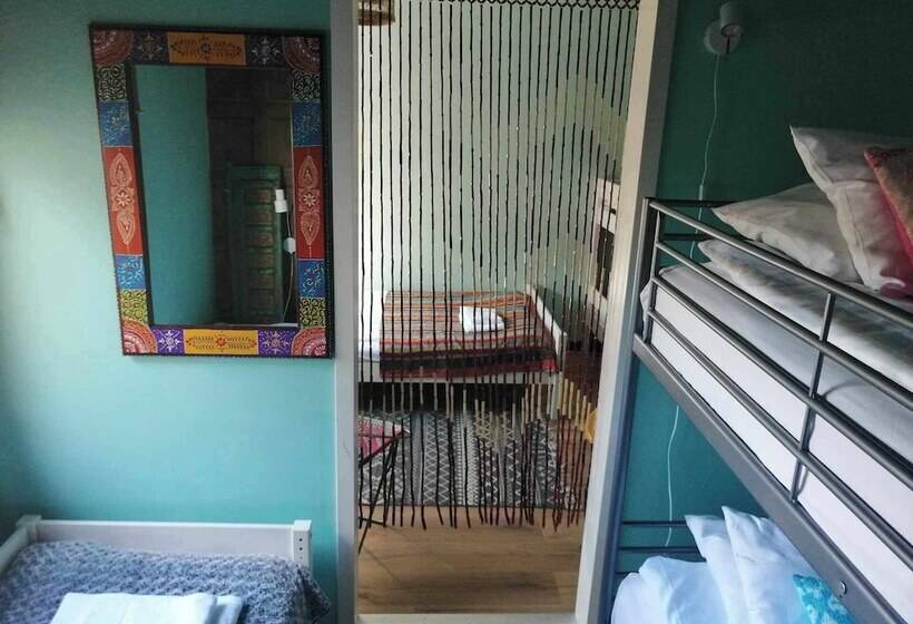 חדר משפחתי, Flipflop Beach Bar & Rooms