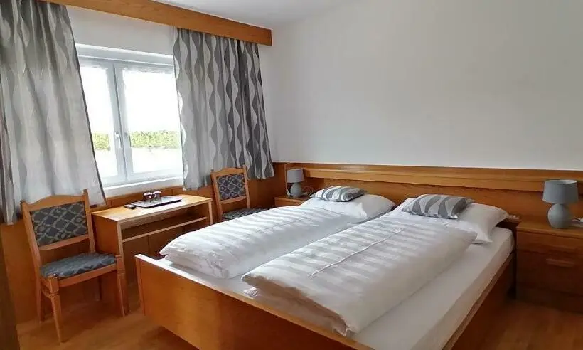 Standard-huone, Garni Hauenstein