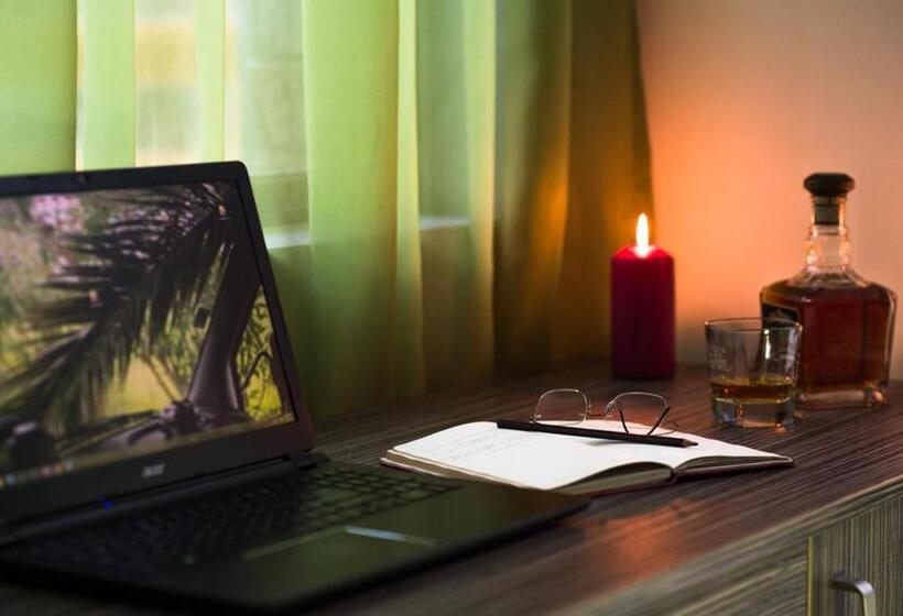 家庭间, Family Hotel Bohema