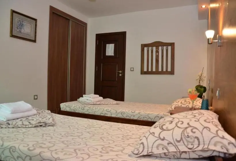 ファミリールーム, Family Hotel Bohema