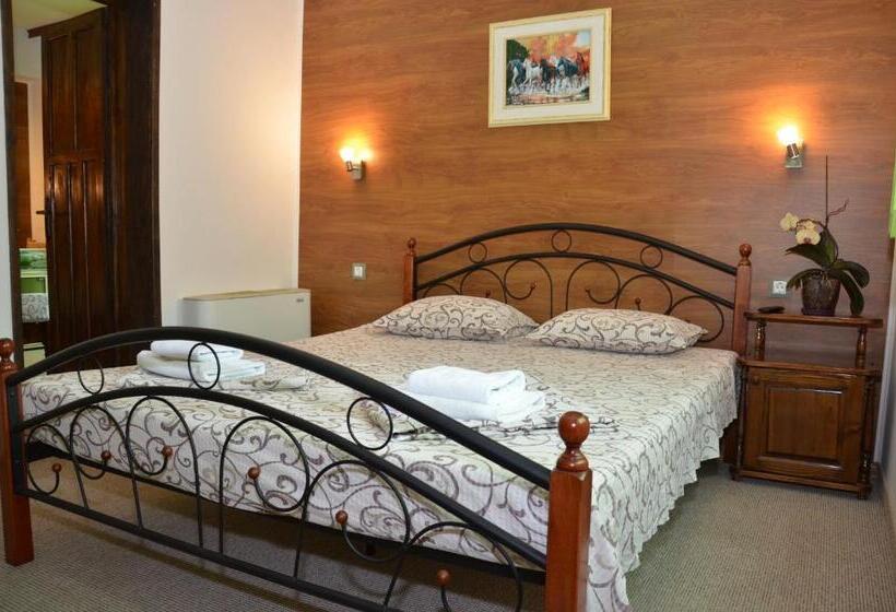 家庭间, Family Hotel Bohema