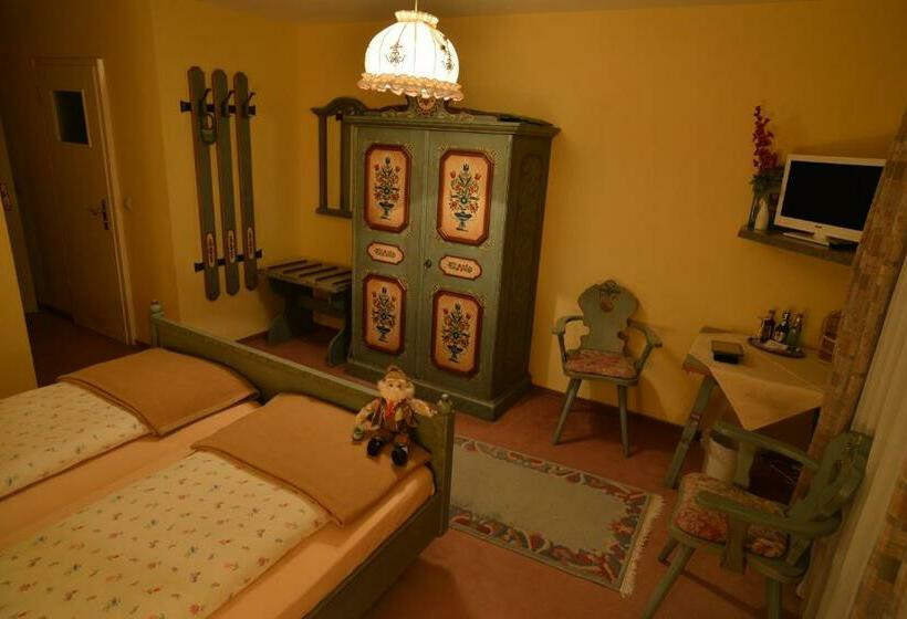 חדר סטנדרט עם מרפסת, Adlerschanze