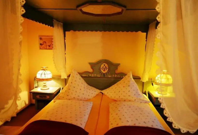 スイート, Adlerschanze