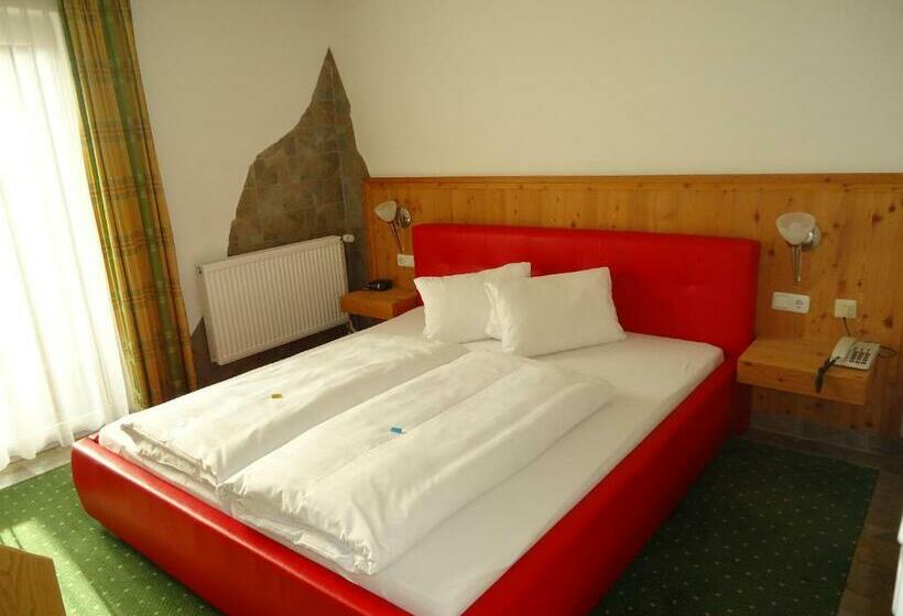 Номер Стандарт, Dorfgasthof Schlösslstube