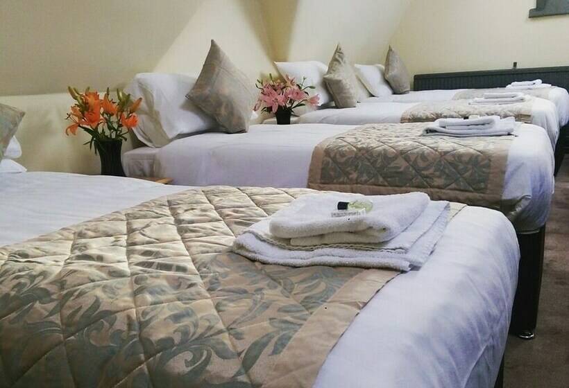 스탠다드 4인용 룸 공용 욕실, Grainger House