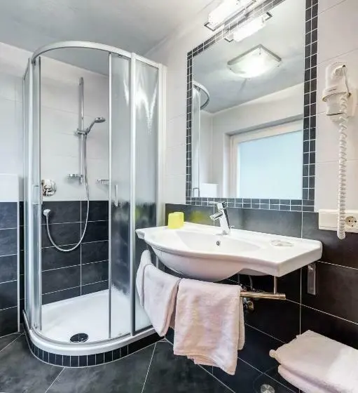 Standard Yhden Hengen Huone, Klostersepp