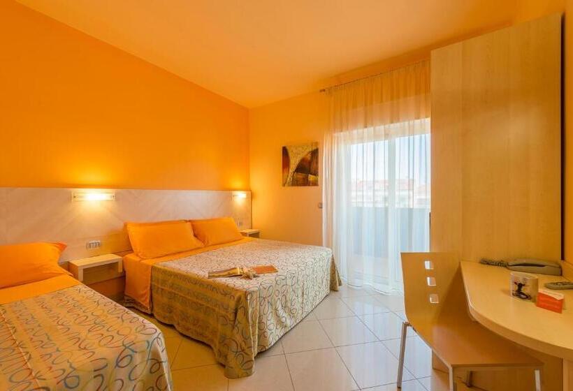 חדר סטנדרט לשלושה, Palace Magnolia Spa