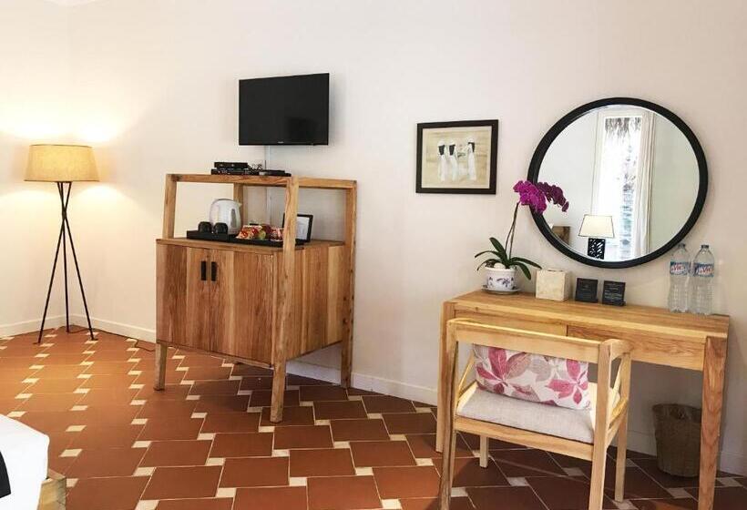 اتاق استاندارد با چشمانداز باغ, Peppercorn Beach Resort