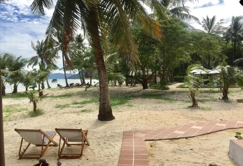 اتاق استاندارد با چشمانداز دریا, Peppercorn Beach Resort