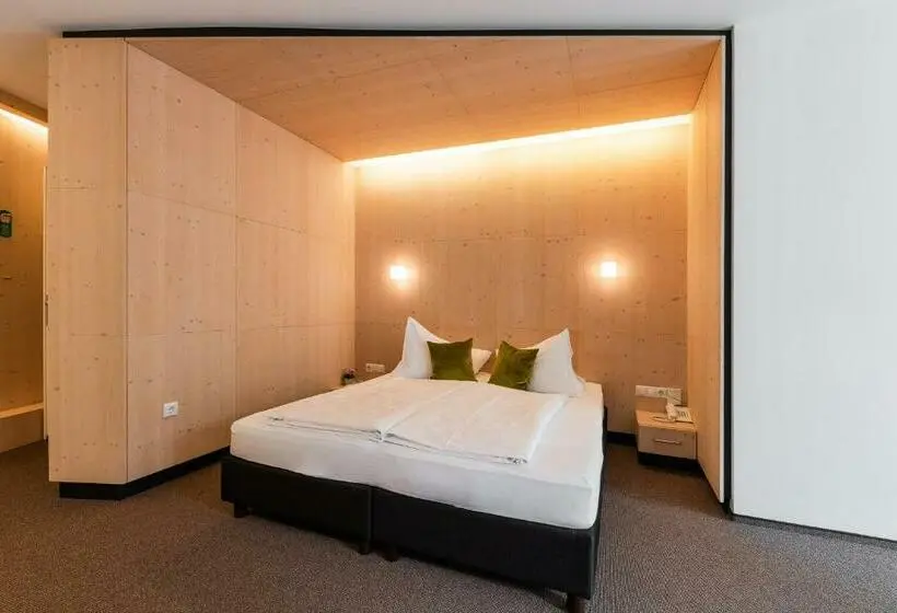 Deluxe-huone, Pustertalerhof