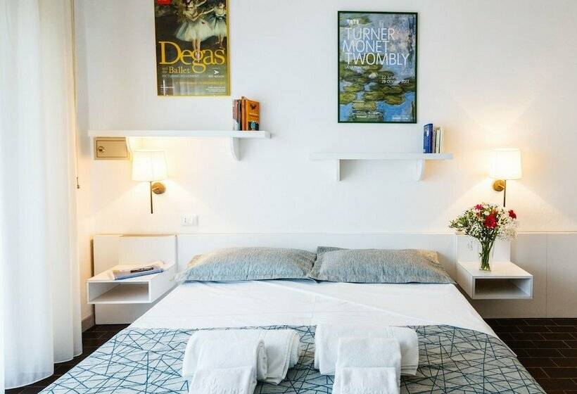 اتاق استاندارد, Sabrina