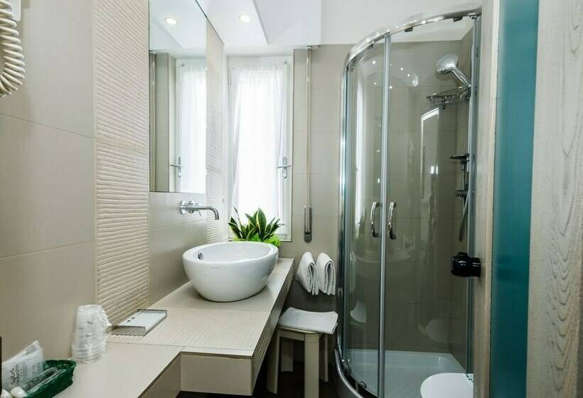 اتاق استاندارد, Sabrina