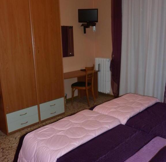 غرفة قياسية, San Donnino