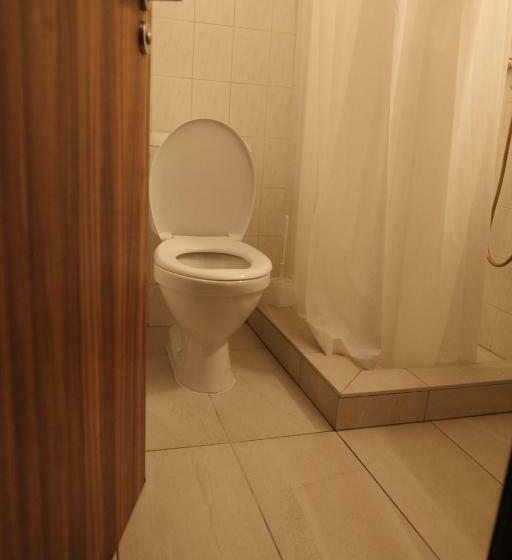 Четырехместный Номер Стандарт, Skála