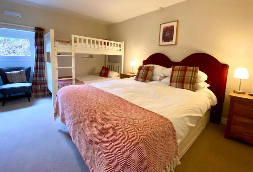 家庭间, The Craven Arms