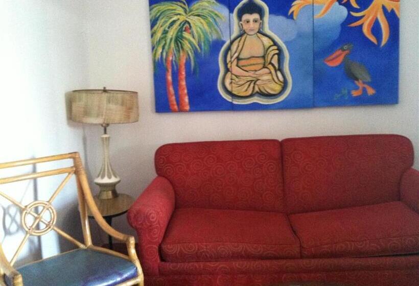 سوییت, Pelican Spa