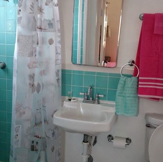 سوییت, Pelican Spa