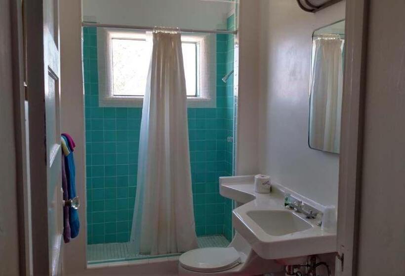 سوییت, Pelican Spa