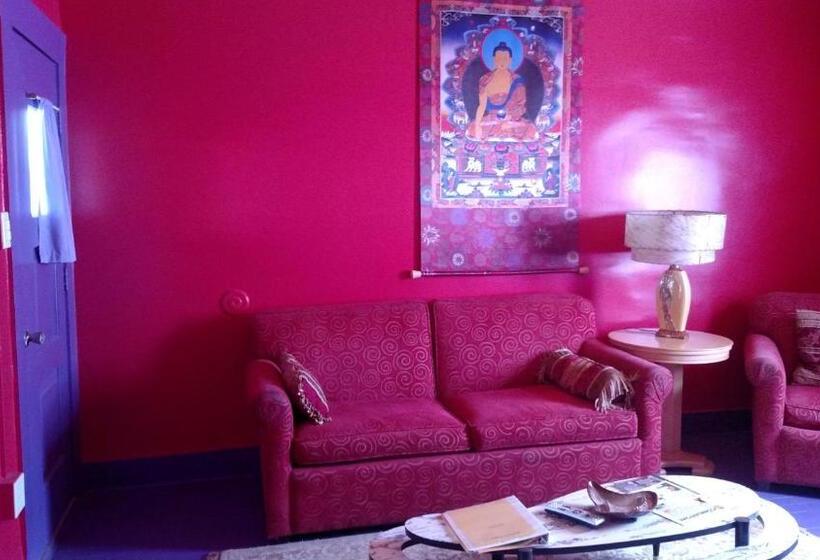 سوییت, Pelican Spa