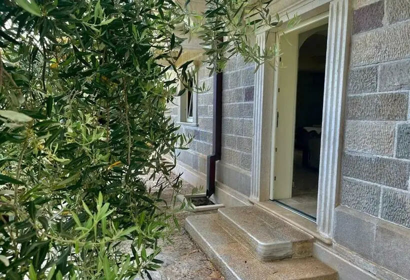 اتاق استاندارد با تراس, Pietra Mare Apartments