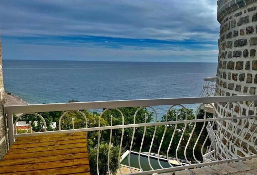 استودیو استاندارد با تراس, Pietra Mare Apartments