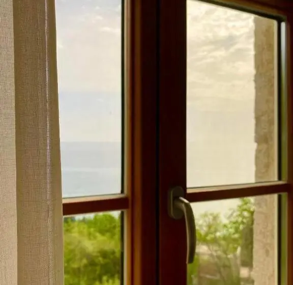 استودیو استاندارد با تراس, Pietra Mare Apartments