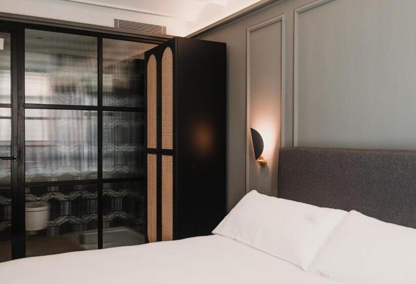 اتاق استاندارد, Reina 107 Beach Boutique