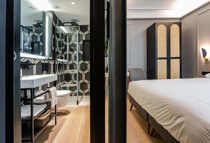 اتاق اکونومی, Reina 107 Beach Boutique