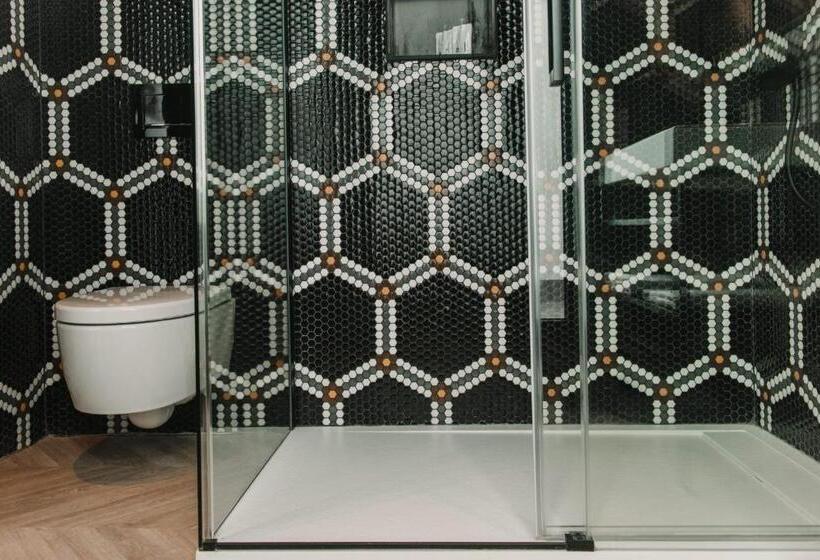 اتاق استاندارد با تراس, Reina 107 Beach Boutique