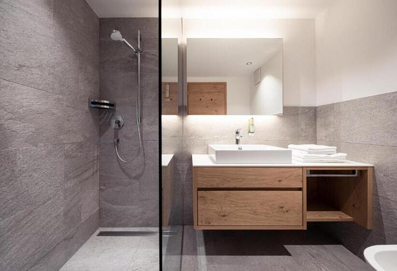 غرفة سوبيريور عائلية, B&b Boutiquehotel Clara