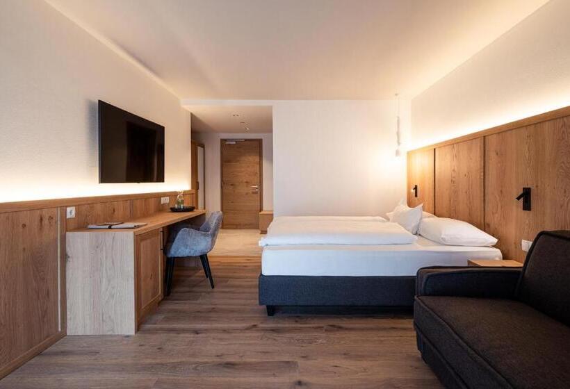 اتاق سوپریور خانوادگی, B&b Boutiquehotel Clara